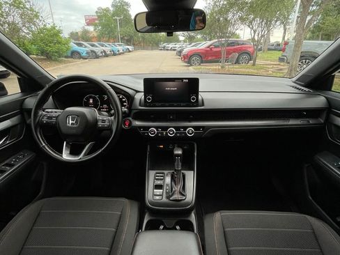 Used 2025 Honda CR-V Sport image 12