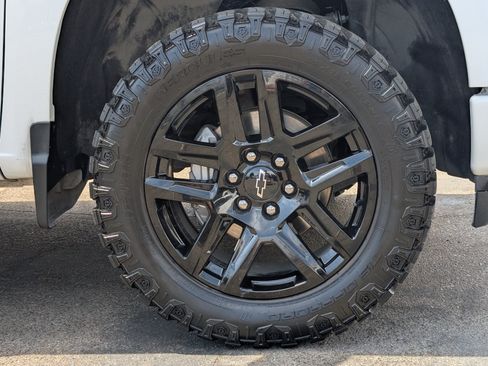 Certified 2023 Chevrolet Silverado 1500 Custom RWD image 6
