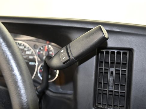 Used 2013 Chevrolet Express 3500 LT w/ LT Preferred Equipment Group RWD image 23