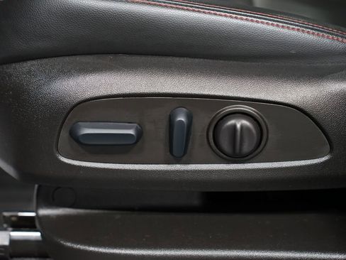 Used 2023 Chevrolet Equinox RS w/ RS Leather Package image 33