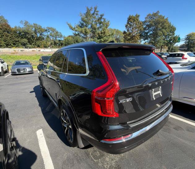 Used 2024 Volvo XC90 B6 Ultimate w/ Protection Package Premier AWD/4WD image 4