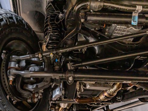 Used 2024 Ford F350 Lariat w/ FX4 Off-Road Package image 15