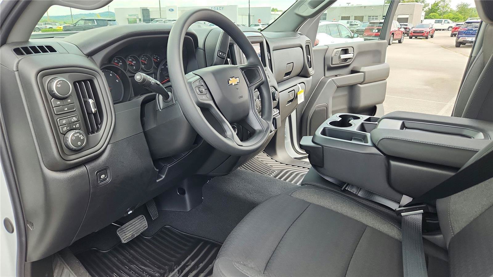 New 2026 Chevrolet Silverado 2500 Custom w/ Custom Value Package AWD/4WD image 10