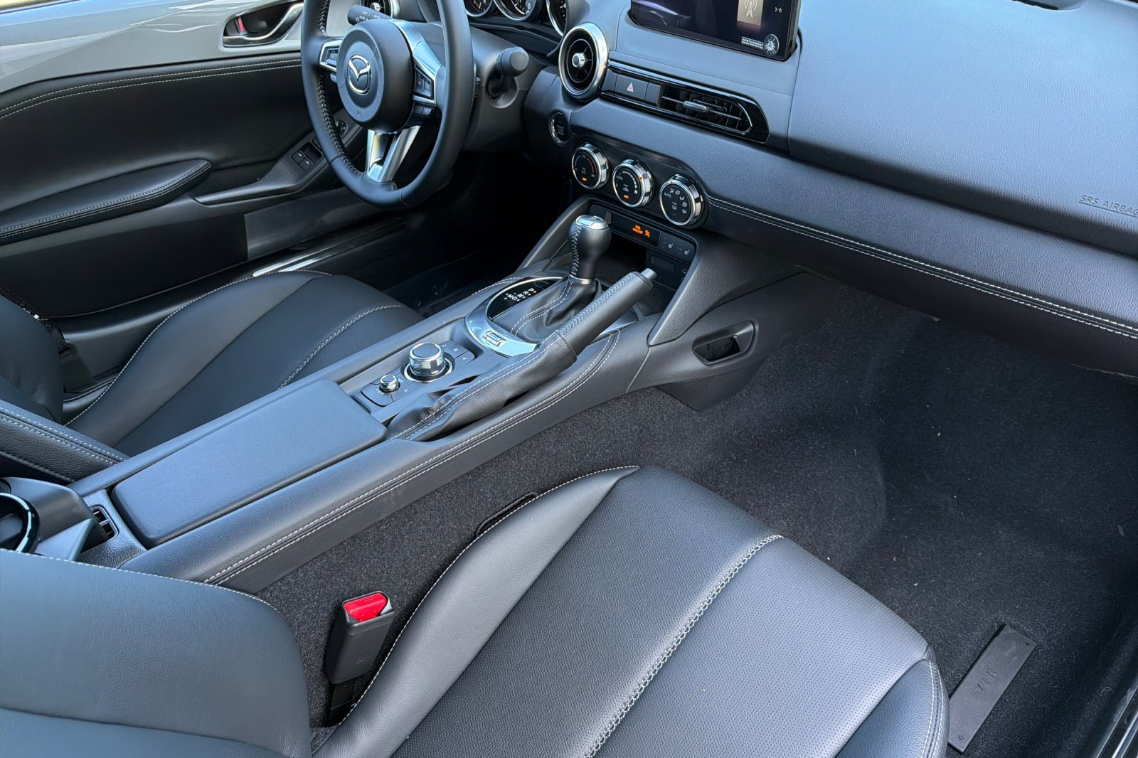 New 2026 MAZDA MX-5 Miata Grand Touring w/ Weather Package RWD image 16