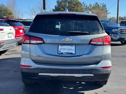 Used 2023 Chevrolet Equinox Premier image 4