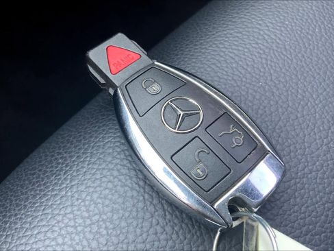 Used 2015 Mercedes-Benz E 350 Sedan image 14