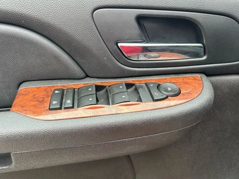 Used 2008 Chevrolet Tahoe LT w/ Convenience Package 1 image 24