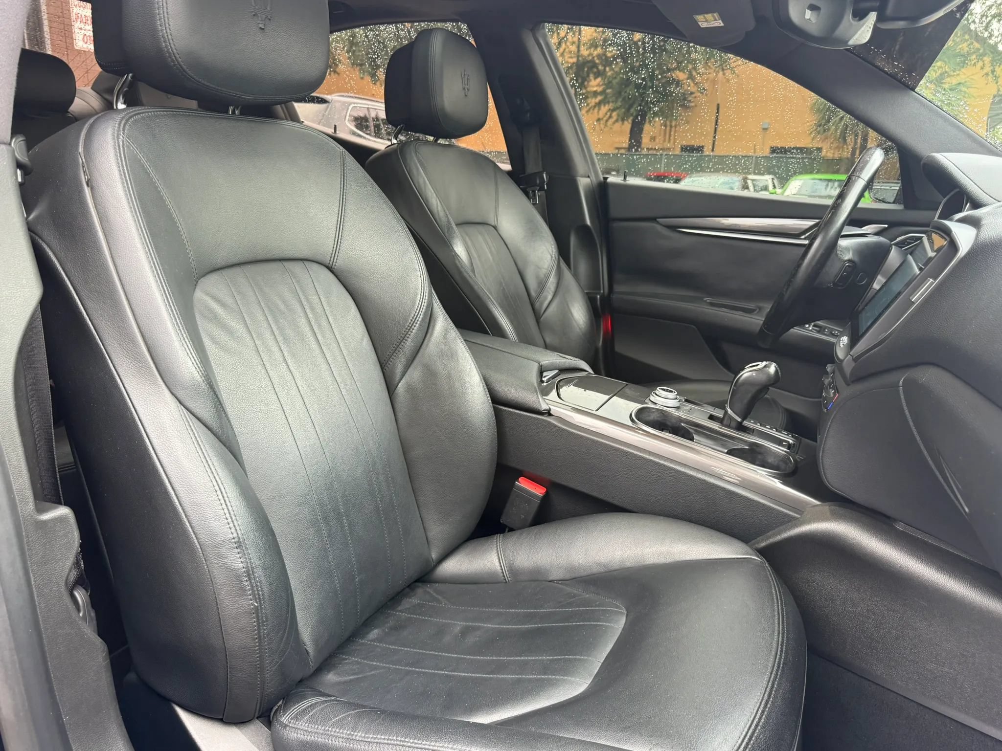 Used 2018 Maserati Ghibli RWD image 14
