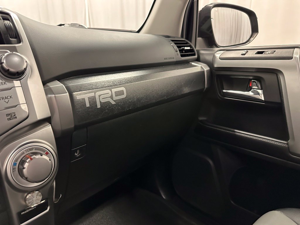 Used 2016 Toyota 4Runner SR5 Premium AWD/4WD image 21