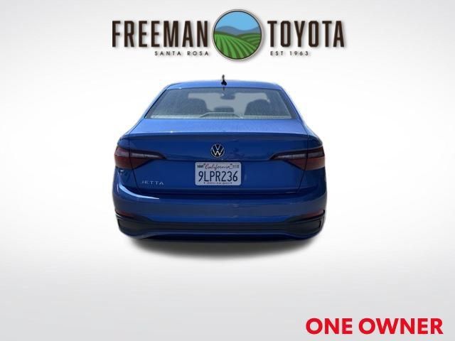 Used 2024 Volkswagen Jetta S FWD image 5