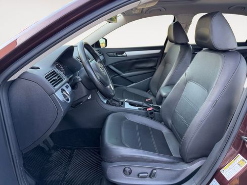 Used 2013 Volkswagen Passat 2.5 SE image 14