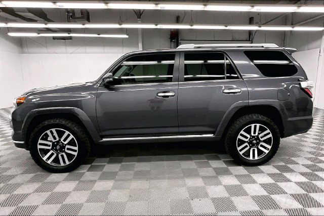 Used 2023 Toyota 4Runner Limited AWD/4WD image 12