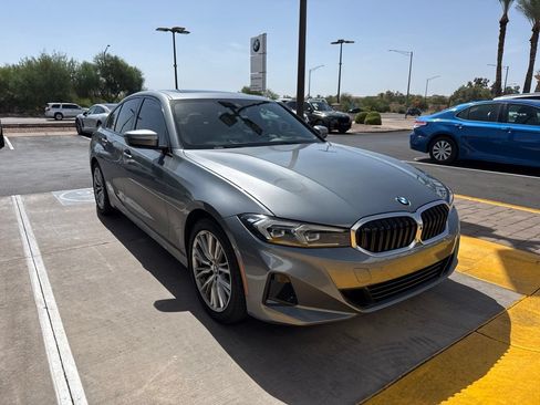 Used 2023 BMW 330i Sedan w/ Premium Package RWD image 3