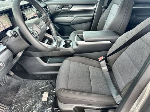 New 2026 GMC Terrain Elevation w/ Black Edition FWD image 24
