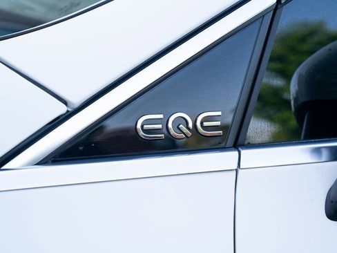 Used 2023 Mercedes-Benz EQE 350+ SUV image 26