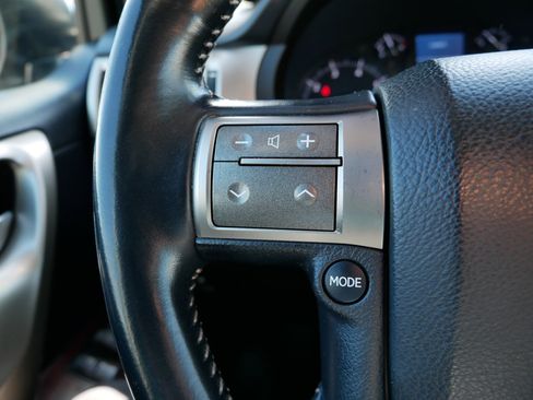 Used 2015 Lexus GX 460 4WD w/ Premium Package image 28