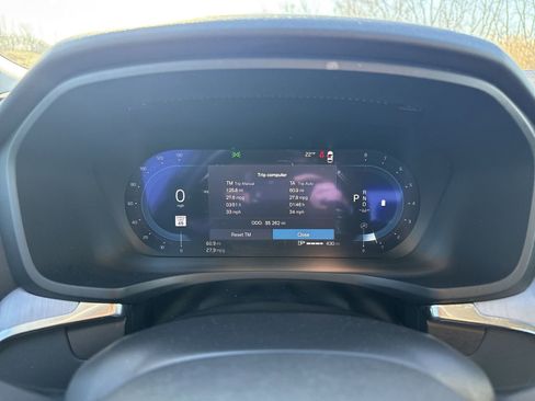 Used 2024 Volvo S60 B5 Core image 16