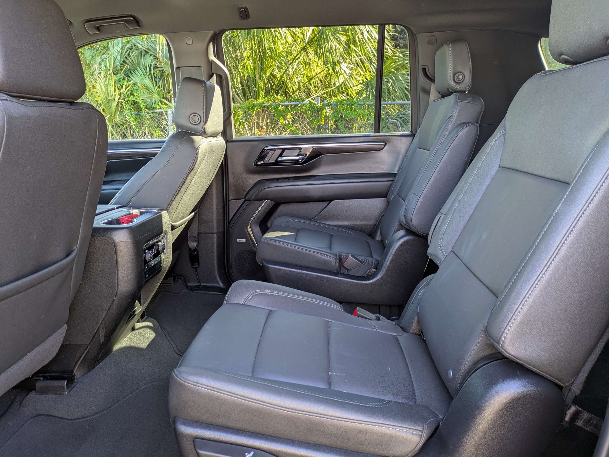 Used 2026 Chevrolet Suburban LT w/ Comfort Package AWD/4WD image 14