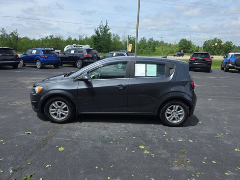 Used 2013 Chevrolet Sonic LT FWD image 9