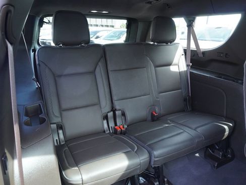 Certified 2024 GMC Yukon XL Denali image 10