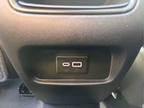 Used 2025 Cadillac XT5 Premium Luxury image 22