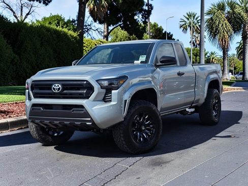 Used 2024 Toyota Tacoma SR w/ Towing Package AWD/4WD image 2