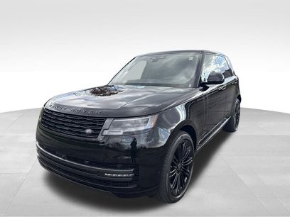 New 2025 Land Rover Range Rover SE