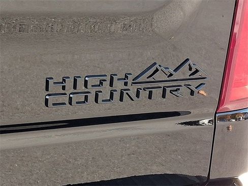 New 2026 Chevrolet Silverado 1500 High Country w/ Midnight Edition AWD/4WD image 18