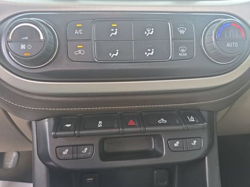 Used 2015 GMC Canyon SLT w/ LPO, Gearon Divider Package AWD/4WD image 26