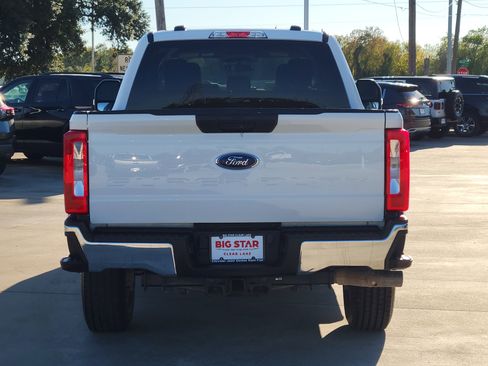 Used 2024 Ford F250 XLT image 6
