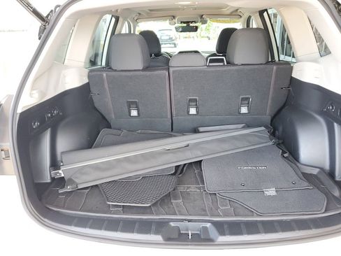 Used 2020 Subaru Forester Premium AWD/4WD image 25