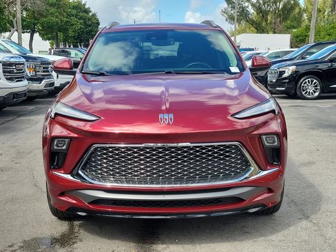 Used 2024 Buick Encore GX Avenir image 2