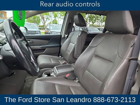Used 2015 Honda Odyssey Touring Elite image 13