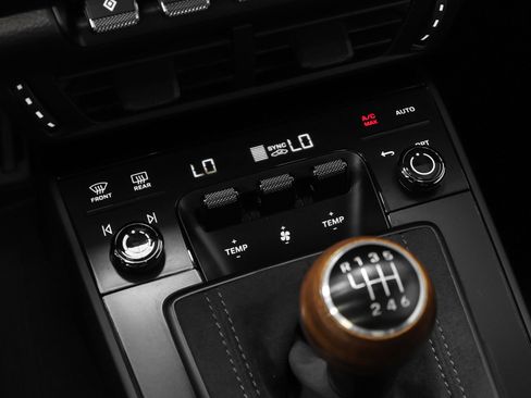 Certified 2026 Porsche 911 Carrera T RWD image 59