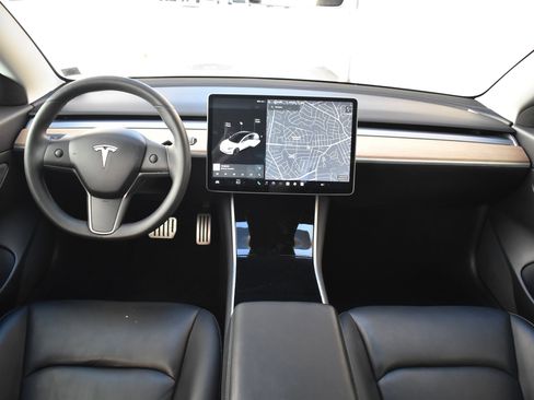 Used 2023 Tesla Model 3 Standard Range image 26