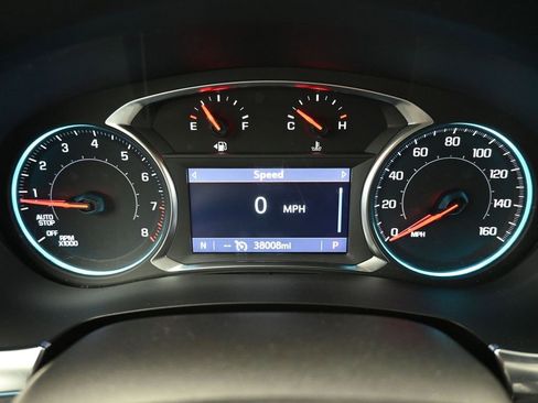 Used 2022 Chevrolet Traverse LT image 13