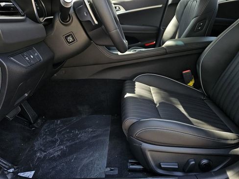 New 2026 Genesis G70 2.5T Prestige image 19