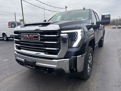 New 2026 GMC Sierra 2500 SLT image 5
