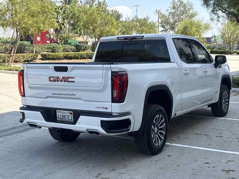 Used 2021 GMC Sierra 1500 AT4 w/ Technology Package AWD/4WD image 3