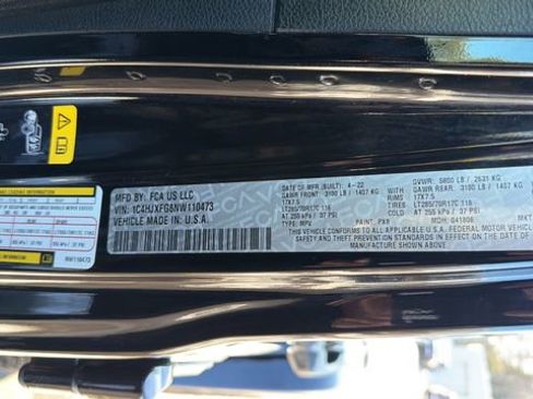 Used 2022 Jeep Wrangler Unlimited Rubicon w/ LED Lighting Group image 35