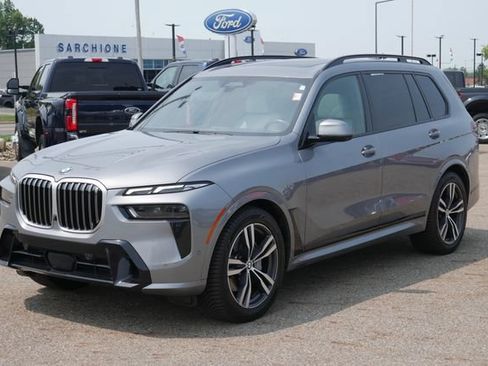 Used 2024 BMW X7 xDrive40i w/ Executive Package AWD/4WD image 7
