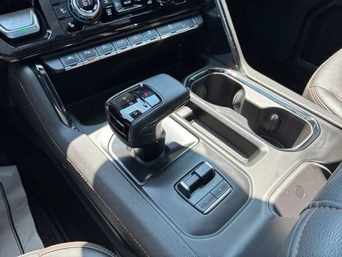 Certified 2024 GMC Sierra 1500 AT4 w/ Technology Package AWD/4WD image 33