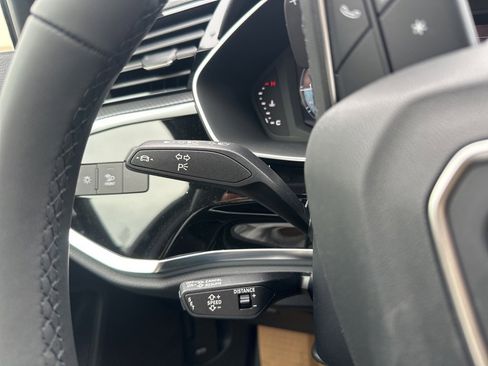 New 2025 Audi Q3 2.0T Premium image 48