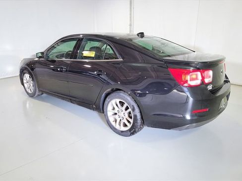 Used 2013 Chevrolet Malibu LT w/ Power Convenience Package image 16