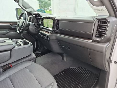 Used 2025 Chevrolet Silverado 2500 LT w/ Convenience Package AWD/4WD image 31