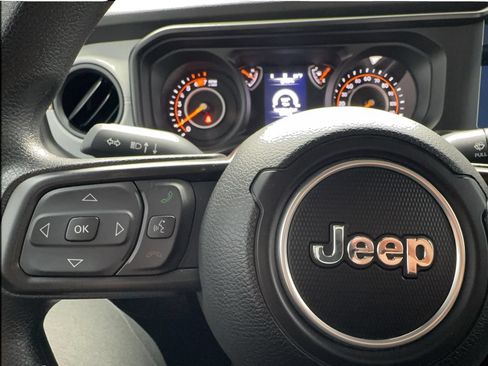 Used 2025 Jeep Wrangler Unlimited Sport AWD/4WD image 40