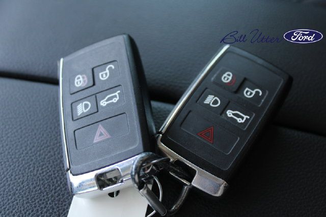 Used 2023 Land Rover Range Rover Evoque SE AWD/4WD image 12