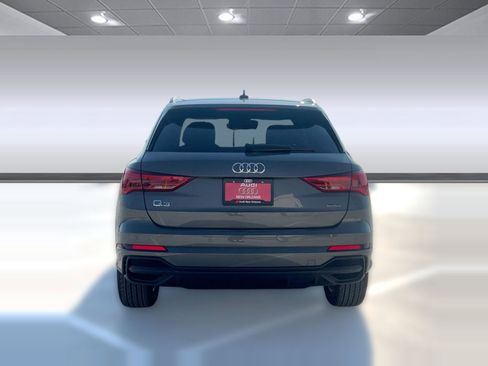 New 2025 Audi Q3 2.0T Premium image 10