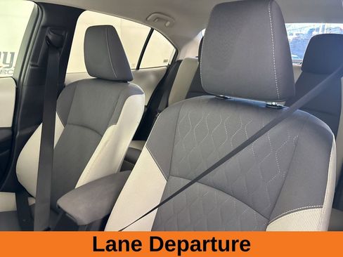 Used 2024 Toyota Corolla LE image 9