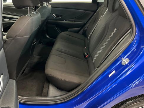 Used 2023 Hyundai Elantra SEL w/ Convenience Package image 22